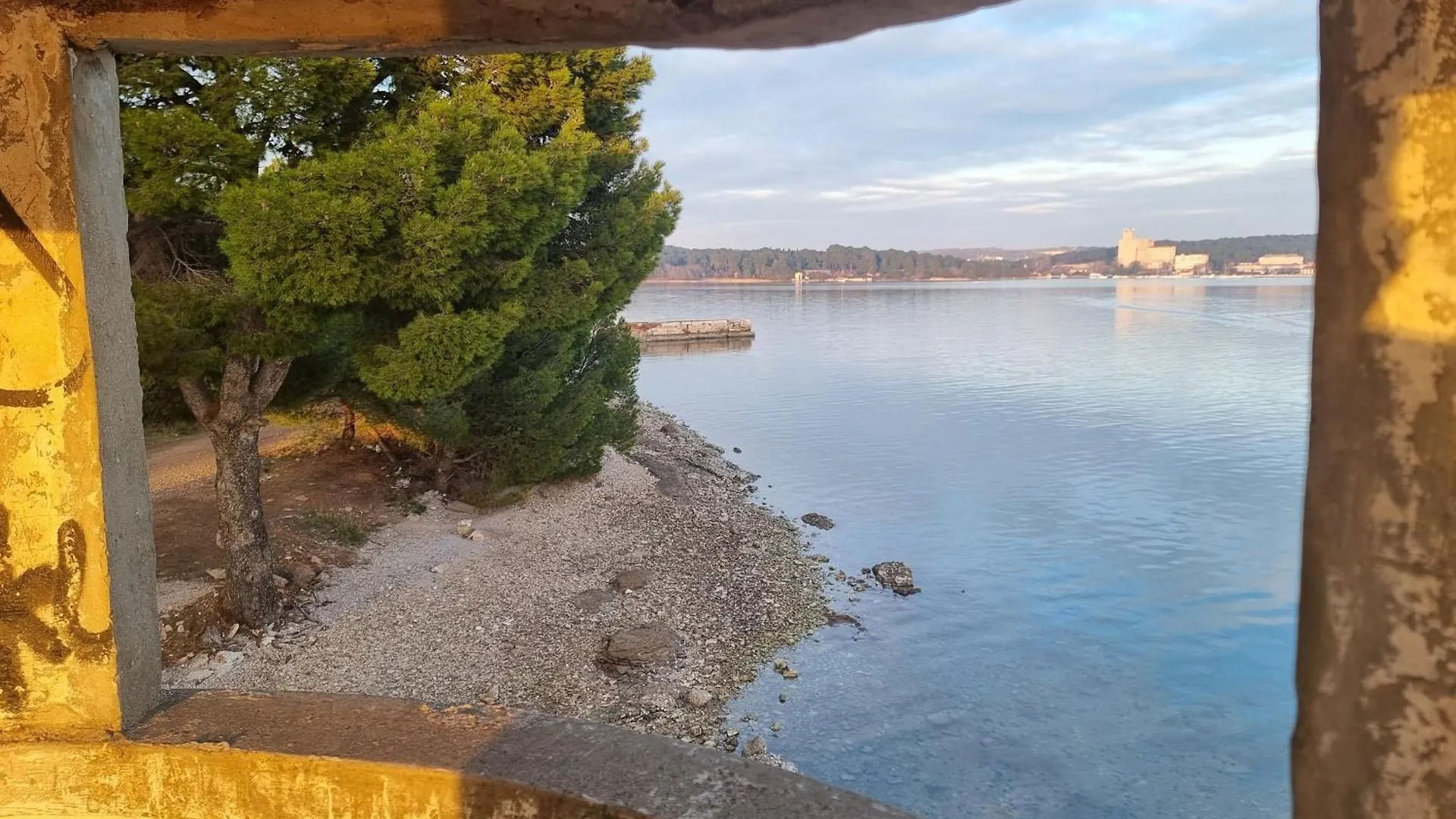 Holiday House With A Parking Space Pula - 22433 0*,  Croatia